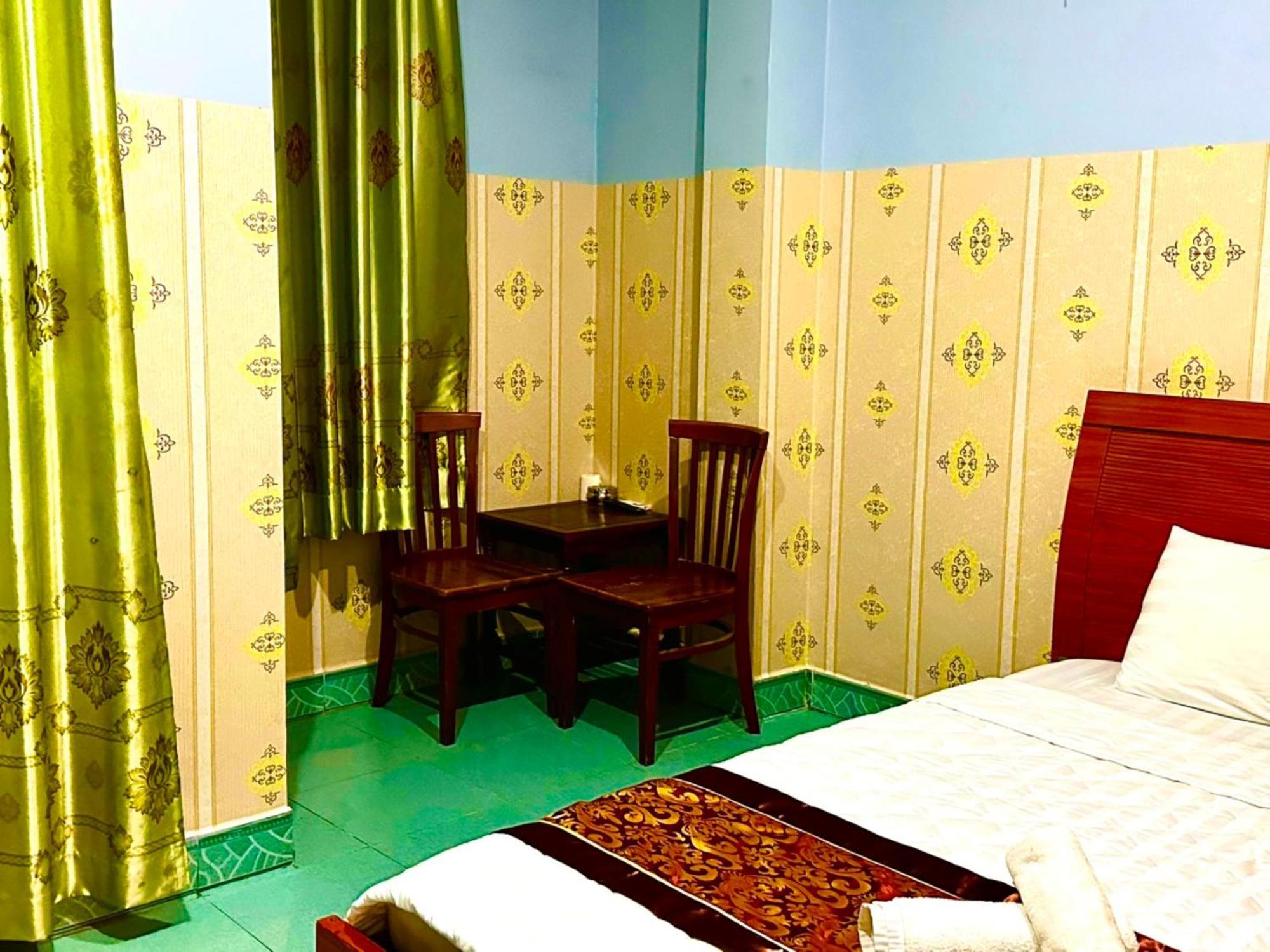 Nhu Quynh Hotel Hcm Хошимин Экстерьер фото